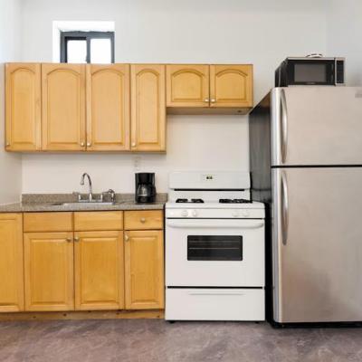 Three Bedroom Apartment in East Harlem