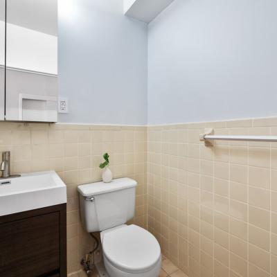 Spacious Studio Apartment