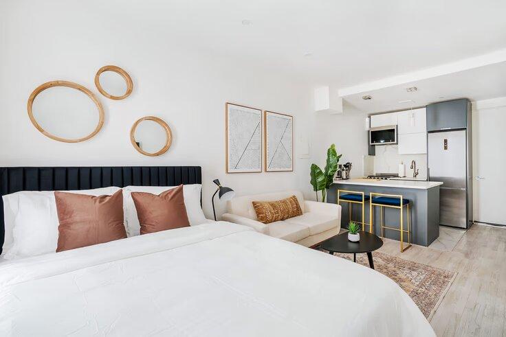 Studio One bathroom Apartment