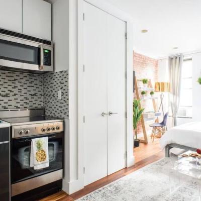 Convenient Studio One Bathroom Apartment