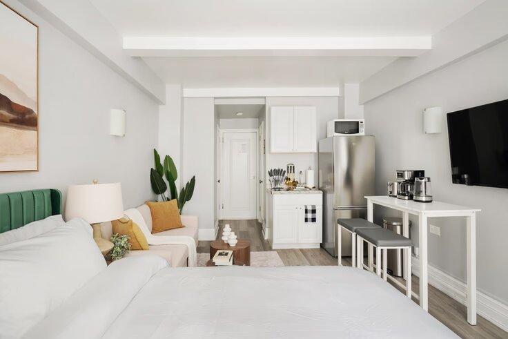 Studio Apartment in Upper West Side