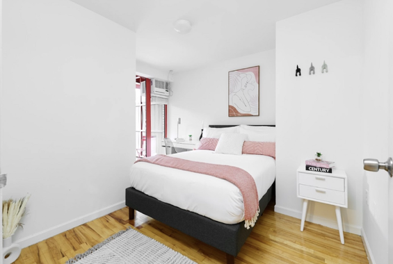 Studio Apartment in Manhattan